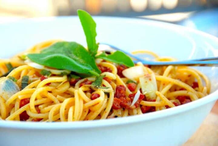 Billede resultat for pasta med salvie og hvidløg