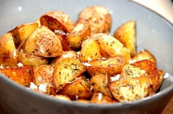 billede med brasede kartofler
