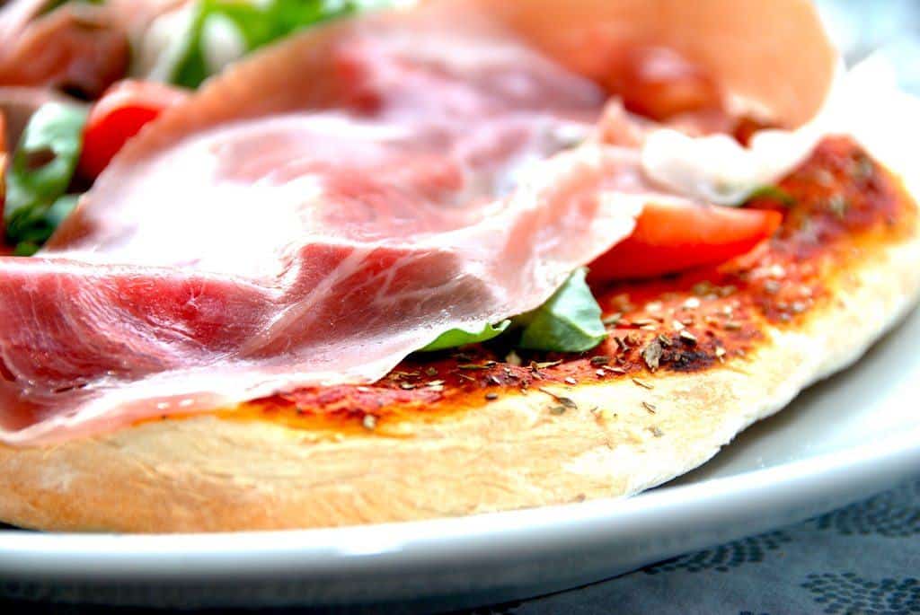 Bedste opskrift på dej til pizza med sprød bund