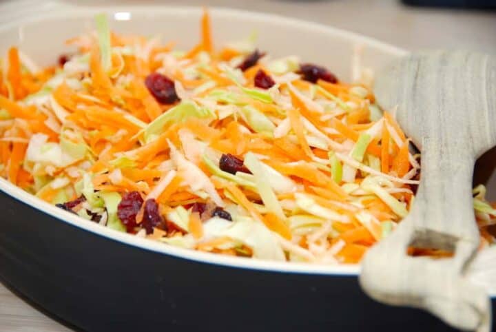 billede med råkostsalat med spidskål