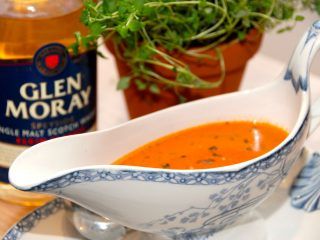 billede med hjemmelavet whiskysauce