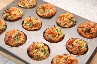 billede med æggemuffins
