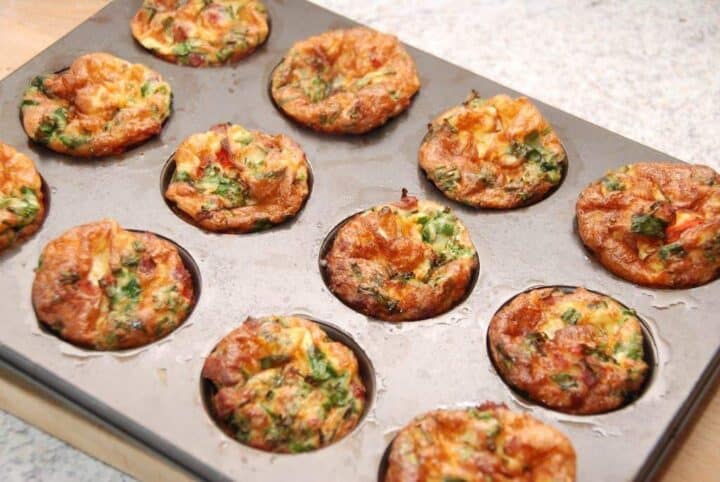 billede med æggemuffins