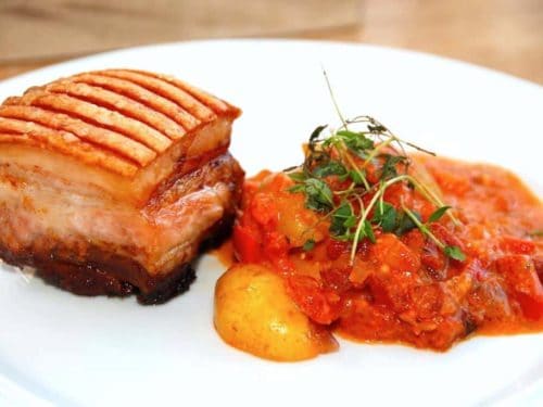 grillet svinebryst med italienske flødekartofler