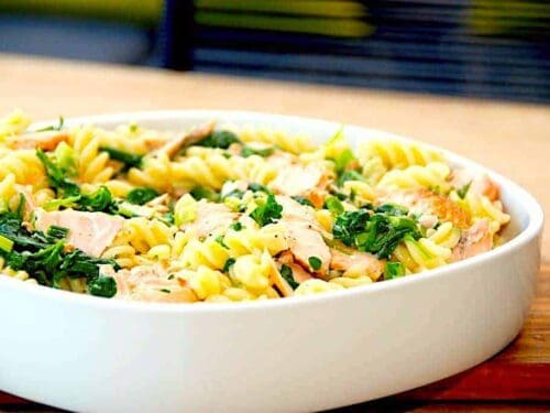 laks med spinat og pasta