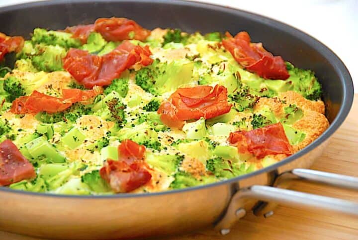 billede med omelet i ovn