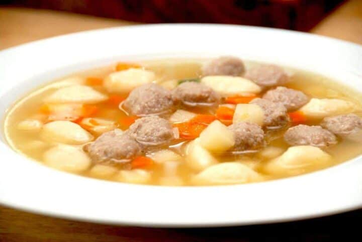 billederesultat for oksekødssuppe