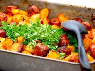 billede med pølsemix i ovn