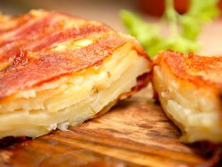 billederesultat for kartoffelkage med bacon