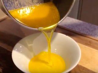 billede med klaret smør og ghee