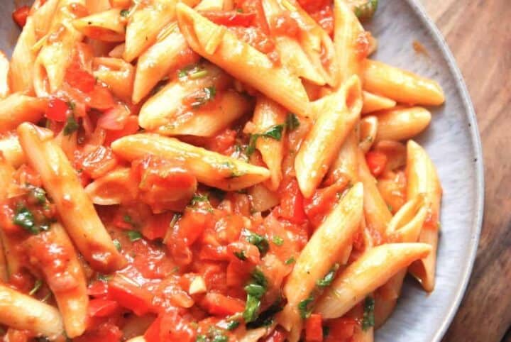 verdens nemmeste tomatsovs opskrift
