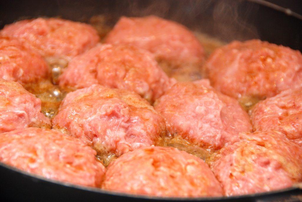 stegning af frikadeller
