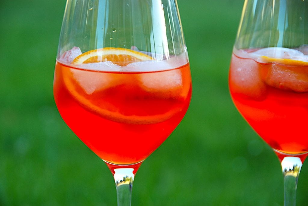 Billede med Aperol i glas