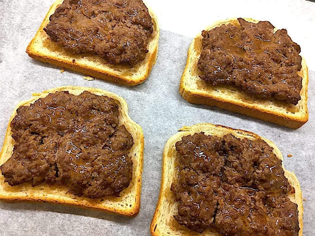 billede med halvbagte cowboytoast