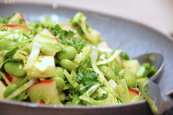 billederesultat for salat med edamamebønner, spidskål og æbler