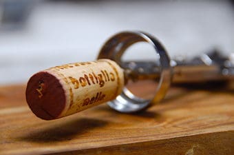 åbnet vin opbevaring og holdbarhed