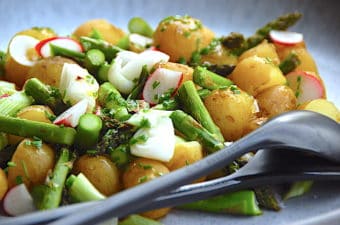 billede med grillsalat