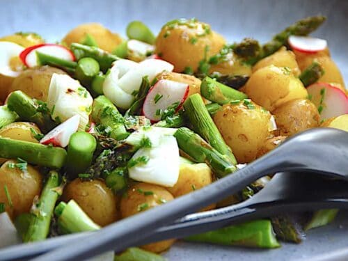 billede med grillsalat