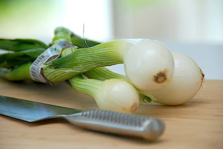 hakke løg uden at græde