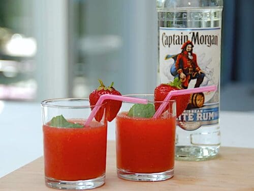 billede med strawberry daiquiri drink