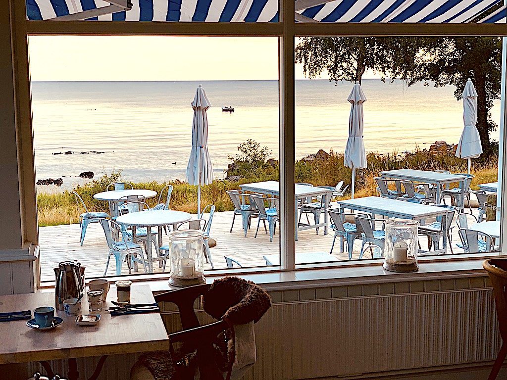 udsigt fra restaurant på badehotellet i Melsted