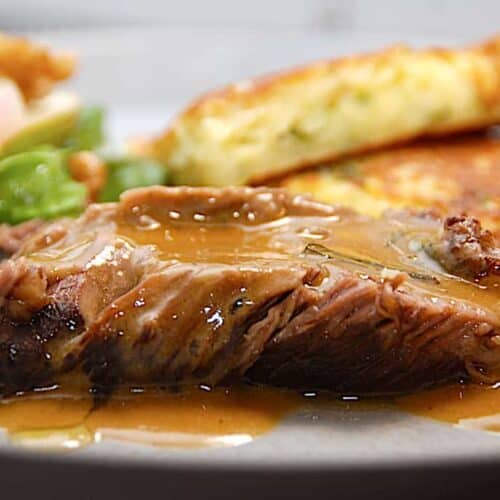 Langtidsstegt cuvette i gryde med estragonsauce