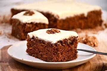 Billede af gulerodskage.