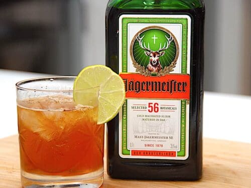 Jäger Tonic drink