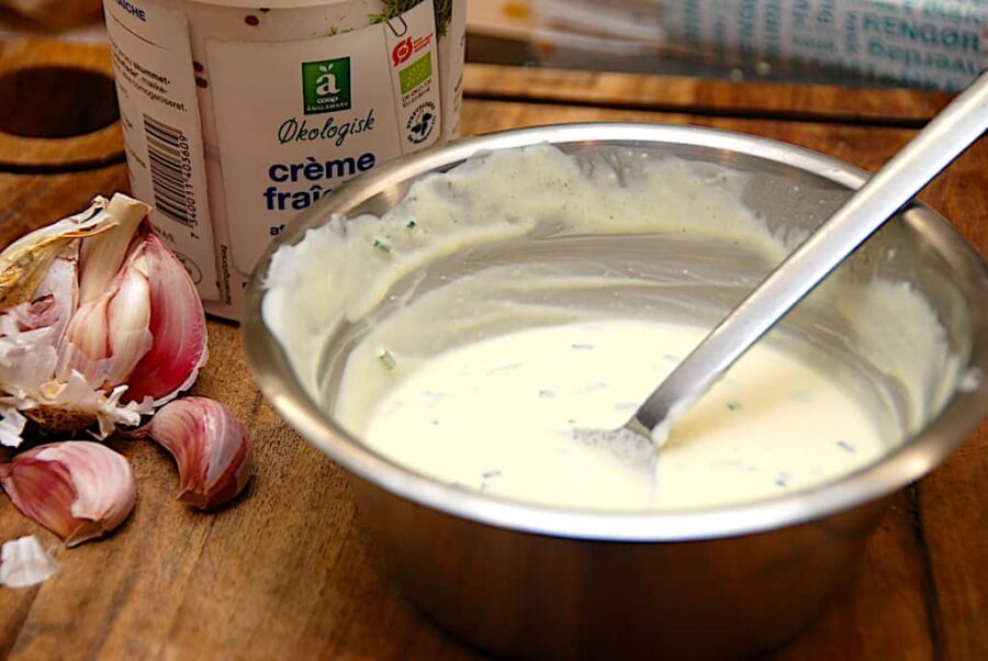 Aioli opskrift (verdens bedste hvidløgsmayonnaise) Madens Verden