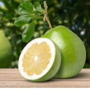 Billede med pomelo frugt.