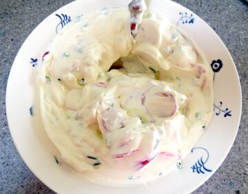 billede med rygeostsalat