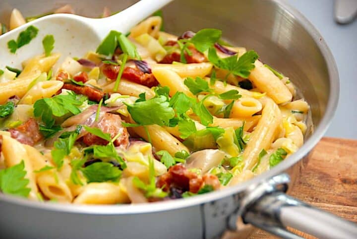 billederesultat med pasta med bacon og spidskål