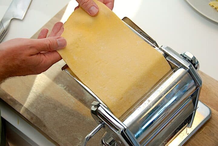 billederesultat for pasta på pastamaskine