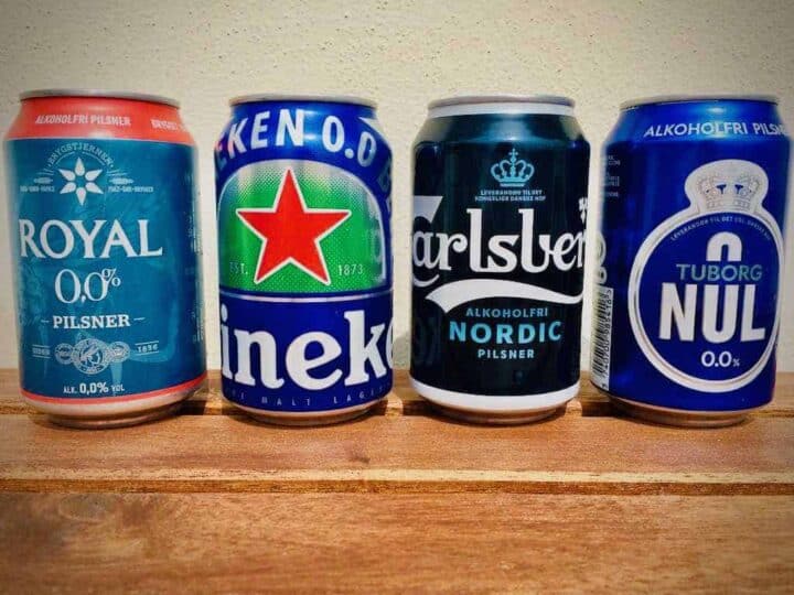 Alkoholfri øl bliver mere og mere populære - og med god grund. Madens Verden har smagt fire alkoholfri pilsnere, der alle klarer sig fint i en smagstest af alkoholfri øl. Foto: Charlotte Mithril / Madensverden.dk