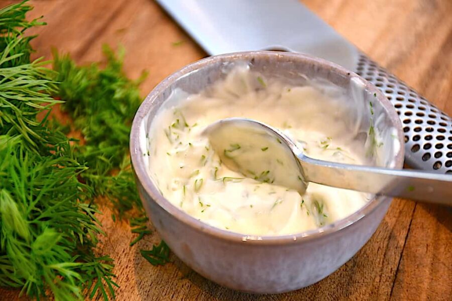 Aioli opskrift (verdens bedste hvidløgsmayonnaise) Madens Verden