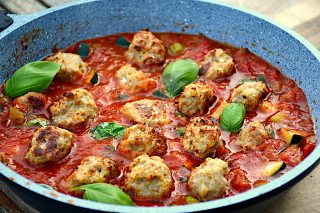 billederesultat for spaghetti & meatballs