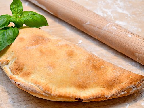 pizza calzone indbagt
