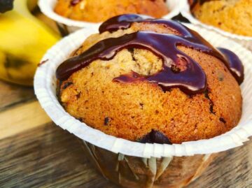 bananmuffins med chokolade og kokos