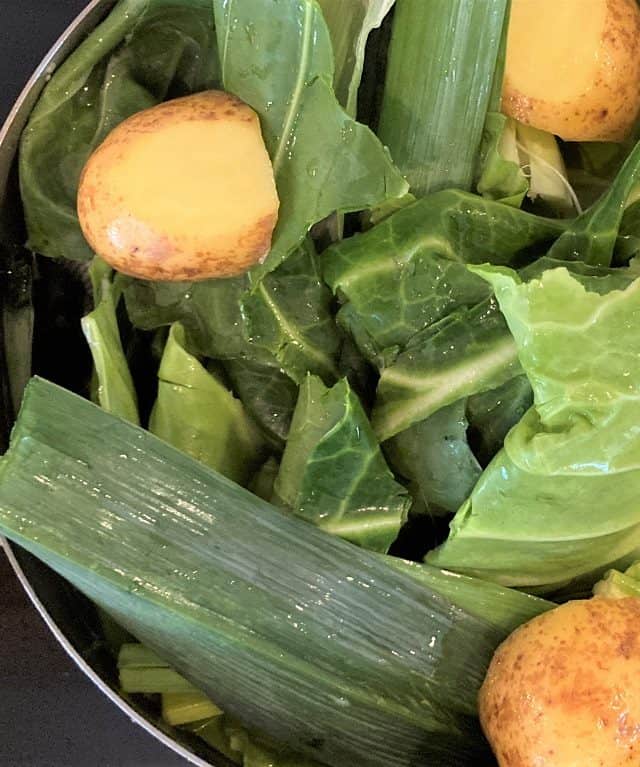 billede med grøntsagsfond af rester