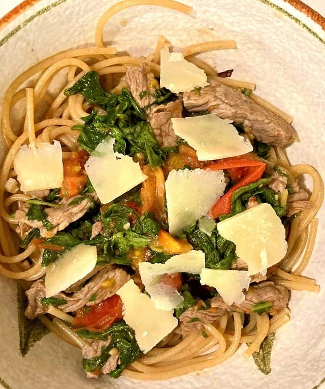 Straccetti med pasta