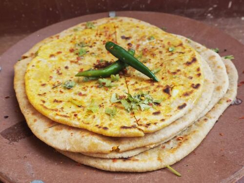 Indiske fladbrød med blomkålsfyld