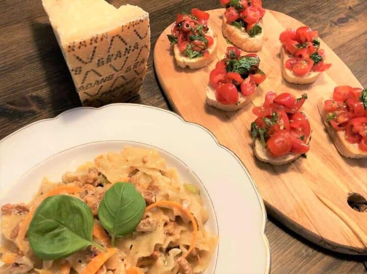 Italiensk vegetarret med bruschetta