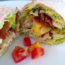 wraps med kylling, avocado, bacon og mango rullet