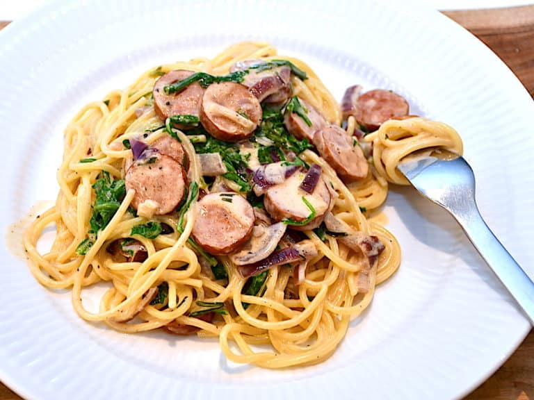 spaghetti med pølser