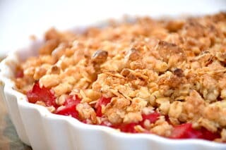 billede med rabarbercrumble