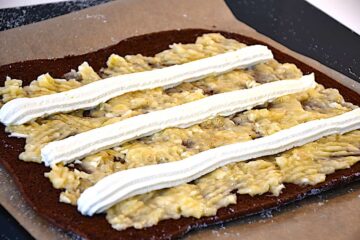 bananroulade med banan og flødeskum