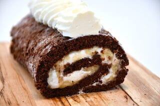 bananroulade med flødeskum