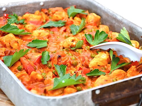 Kylling med Dolmio, pasta og bacon i fad