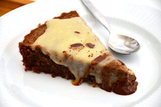 chokolade mazarinkage med hvid chokolade ganache