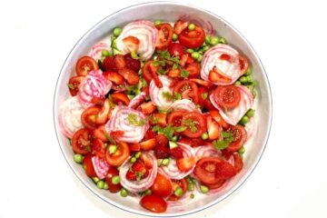 Jordbærsalat med bolsjebeder